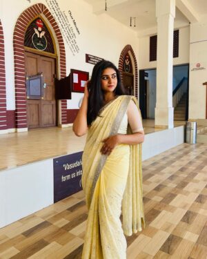 Krittika Pradeep Instagram - #collegefarewell 
📸 : @mkay22o
