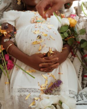 Krys Marshall Instagram - A Mama’s Blessing 🌸

This pregnancy journey has had some major highs and lows and I'm just overwhelmed with gratitude for the coven of sisters who I can lean on for support. 

A massive Thank You to my besties Ashley & Ann Marie, for organizing, orchestrating and making me feel so loved. 💕

📷: @blisskatherine
Sound bath: @sahara_sounds 
Aromatherapy & tarot: @shannmarydix