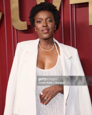 Krys Marshall Instagram - Emmys hunnyyy!

Wearing @marcell__world 
Makeup @cherishbrookehill in @chanel.beauty 
Styled by @stylistmelissalynn
@appletv 🎉