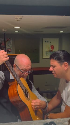 Kubat Instagram - Dostlar gelmiş Candan ileri…
Efsane müzisyen @bulentozdemirofficial35  çok yakında “Volume 1” ve “Volume 2” şeklinde tribute albümü çıkacak👏🎵 #studio14 #music