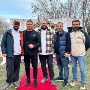 Kubat Instagram - “Arabaşı” türküsü ilk kez @gonuldagitrt 🖤
Yakında…🎵🎬