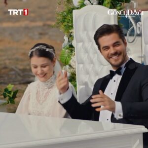 Kubat Instagram - @gonuldagitrt yeni bölüm ARABAŞI 
@trt1 ‘de ilk kez… ve tüm dijital mecralarda.. Gönül Dağı ekibine sevgiler🖤