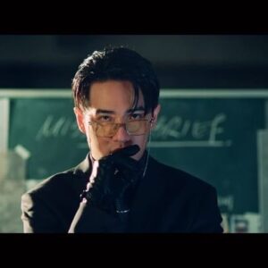 Kumachan Instagram - 《流水帳》official MV 已上架！
歡迎大家youtube留言區提出歌詞平行翻譯
過幾天用跨國語言cc補上多關版本
感謝金音獎手語老師高鳳鳴 手逗演出🤙
——————————————————
不想寫流水帳，想行韻流水？
那就來上我的嘻哈創作線上課程
🔗in bio
熊仔不藏私分享工具箱裡的所有絕技
教你從0到無限創作出自己的嘻哈歌曲
🔥早鳥價低於 5 折🔥
輸入【 KUMA150 】再折 $150