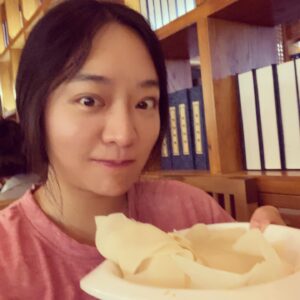 Kunjue Li Instagram - Hotpot hotpot hotpot!!!!!!!!! I always go for a big meal after an audition, life needs ritual haha. #川城辣妹子火鍋 #chineseactress #inla #sichuangirl #foodie #potato #sasha