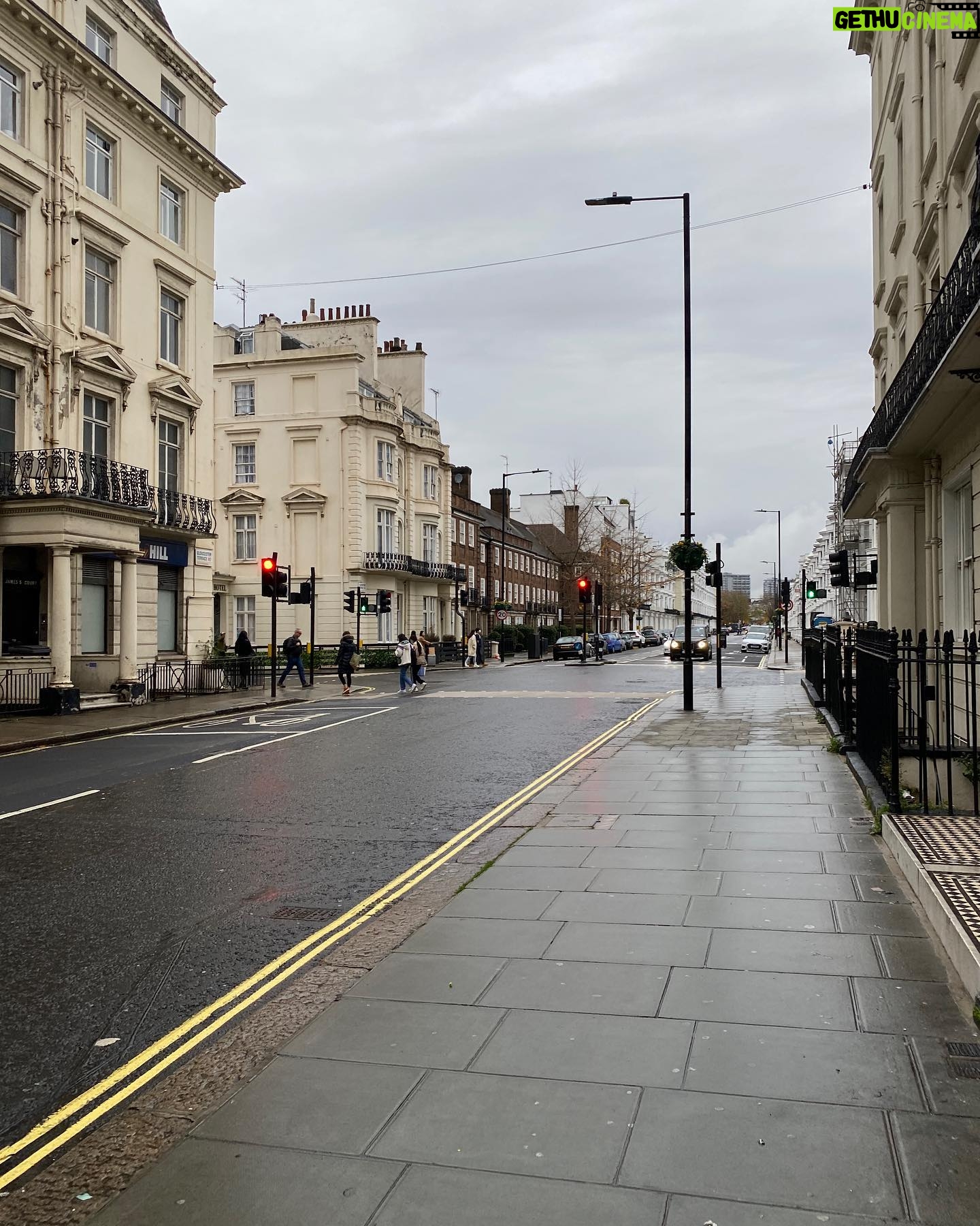 Kunjue Li - 104 Likes - London, no filter, the way I remembered it. #london #nofilter #nostalgia
