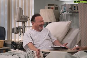 Kurtwood Smith Instagram - Shout out to the phenomenal guest stars of That 90’s Show Season 2, Part 2. Thanks for hanging out with us! #carmenelectra #lisaloeb #wayneknight #sethgreen #willforte #kadeemhardison #jasonmewes #kevinsmith #tommychong #mattrife 🤩(casting by our own amazing @gfloodnyc)
