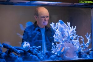 Kurtwood Smith Instagram - Red ruining his granddaughter’s day dream? Sounds about right. #that90sshow #nowstreaming @netflix  #romeoandjuliet1996