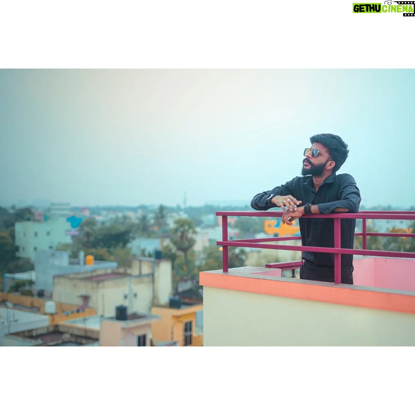 Kutty Gopi - 785 Likes - Failure is not opposite to success is the part of success 🖤🎬🎭