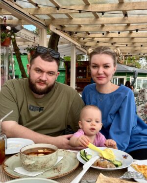 Kuzma Gridin Instagram - С первым днём лета вас! Сегодня с семьей, дела потом.