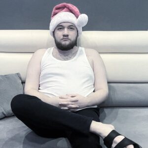 Kuzma Gridin Instagram - Всех с Новым Годом.