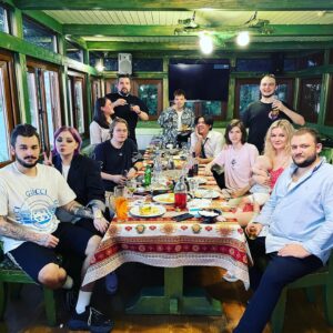Kuzma Gridin Instagram - Впервые за 27 лет мне подарили цветы