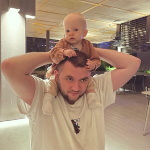 Kuzma Gridin Instagram - Ван виски фор ми 
Ван манный каша фор май Маша