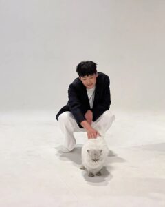 Kwak Si-yang Instagram - 햇살이 🐱