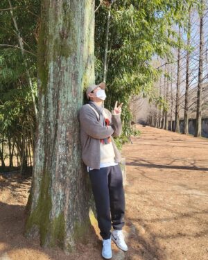 Kwak Si-yang Instagram - 😄