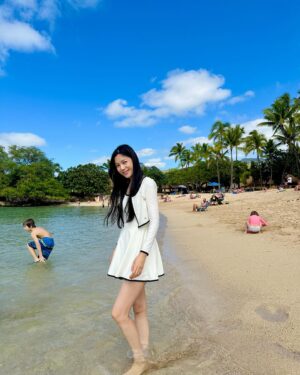 Kwon Da-hyun Instagram - 1등 paradise cove❤️
일상복 같은 수영복입고📸

#라메레이#lamerei#날씨최고