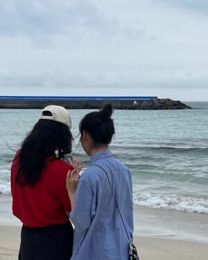 Kwon Han-sol Instagram - 조금 신기한 계획의 제주도와 아보카도 분갈이