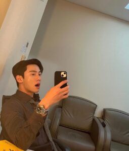 Actor Kwon Hwa-woon HD Instagram Photos and Wallpapers May 2024