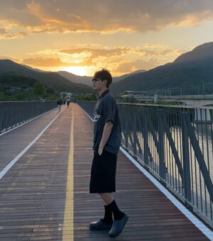 Kwon Hwa-woon Instagram - 여름!