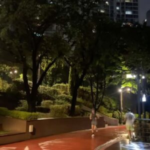 Kwon Hwa-woon Instagram - 행복지수 200%
