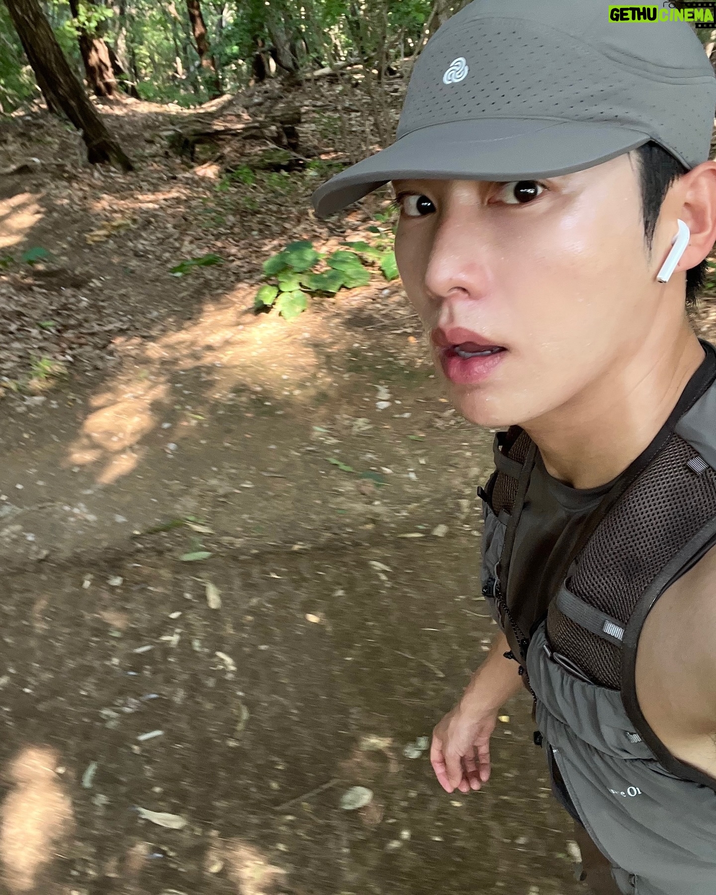 Kwon Hwa-woon - 34.4K Likes - 나는 정글북 모글리 #트레일러닝