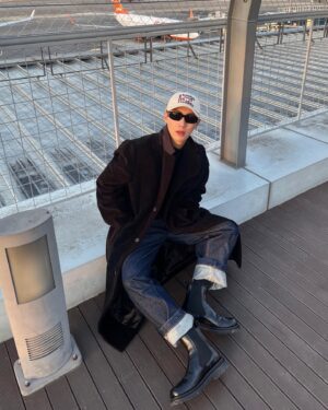 Kwon Hwa-woon Instagram - 겨울왕국 영접