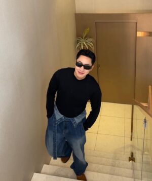 Kwon Hwa-woon Instagram - 이쁜 공간 @cafe_arion.official