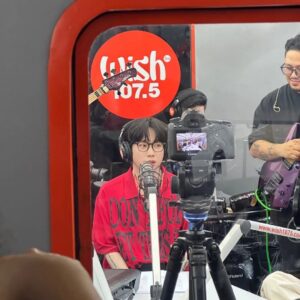 Kwon Jeong-yeol Instagram - Thanks for having me @wish1075 and it was so nice singing Palagi with you once again @tjmusicmonterde !

Wish Radio 107.5에 다녀왔습니다! TJ와 함께한 Palagi도 지금 Wish 107.5 유튜브 채널에서 확인해주세요!

#10CM #십센치 #권정열 #Palagi #Wish1075