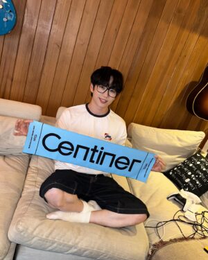 Kwon Jeong-yeol Instagram - 𝟭𝟬𝘾𝙈 𝙔𝙊𝙐, 센치너

#10CM #십센치 #권정열
#10CM_YOU #센치너
#10CM_1stFanConcert_10CMYOU