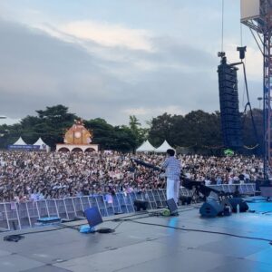 Kwon Jeong-yeol Instagram - 자발적 스탠딩을 경험하게 해준 파크 뮤직 페스티벌❤️‍🔥 정말 즐거웠습니다. 다음에 또 만나요 우리! 🩷

Thank you everyone at Park Music Festival for let us witness voluntary standing 😂❤️‍🔥 It was a lot of fun! See you all next time! 🩷

#10CM #십센치 #권정열 #파크뮤직페스티벌 #파뮤페