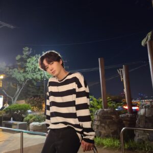 Kwon Soo-hyun Instagram - 🤔😏😒🦓