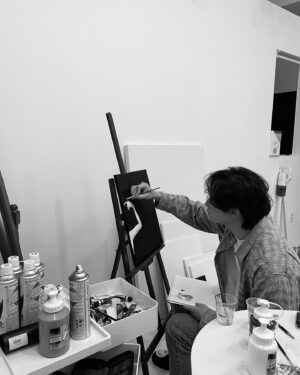 Kwon Soo-hyun Instagram - 🧑‍🎨

(실내화 신었음🩴)