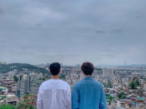 Kwon Soo-hyun Instagram - 친구니까. 
그 자리에 있을 거 아니까.
청춘의 열네번째 기록. 
#청춘기록