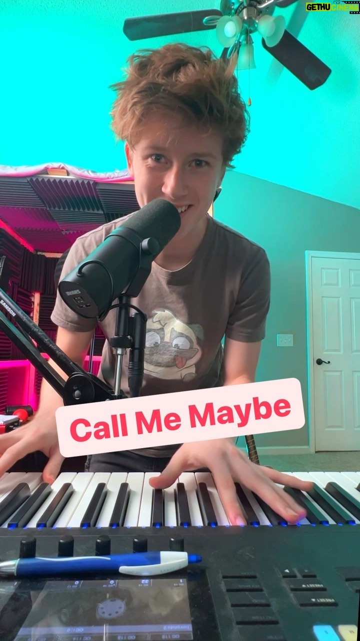 Ky Baldwin - 13.4K Likes - Hey Will? This is from Simon. Hope you enjoy #callmemaybe #carlyraejepsen #cover