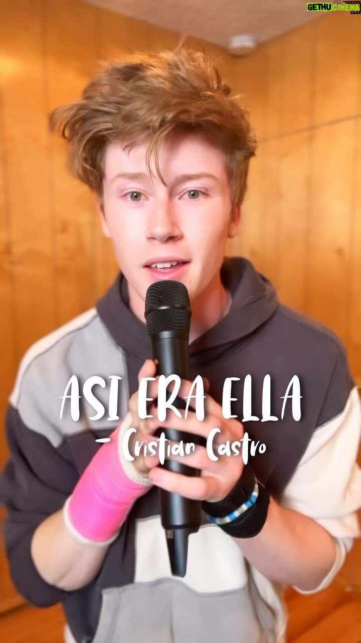 Ky Baldwin - 10.7K Likes - cómo es mi pronunciación? #asíeraella #cristiancastro