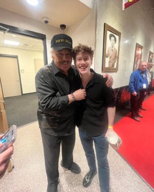 Ky Baldwin Instagram - @mohegansun you sure know how to put on a party. Thank you so much for allowing me to come out and be a part of @officialtonyorlando ‘s final ever show. What an absolute dream to be able to perform (which I did not know I was doing until the night before!!) for 10,000  people, I am blown away, thank you everyone who made this memory happen, and of course to the man himself!