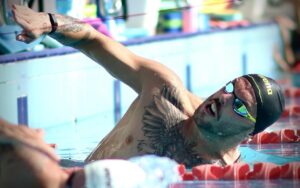 Kyle Chalmers Instagram - It’s finally that time where we get too party hardy!! In the pool of course… 🕺 😉