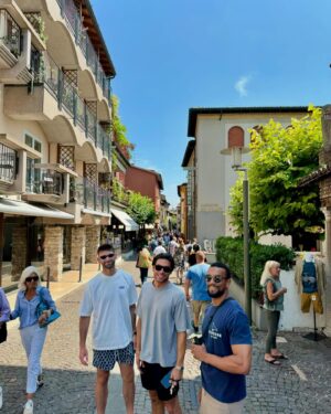 Kyle Cooke Instagram - Personal tour of Lake Garda from the Italian stallion himself @andreadenver