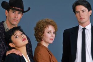 Kyle MacLachlan Instagram - It's never easy losing a member of the Twin Peaks family, & the passing of #PiperLaurie is no different. She was such a caring presence & incredible force on screen. The vivacious energy she brought to Catherine will live on forever. Sending love to her family, friends, & fans.