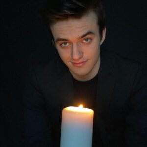 Kyle Meagher Instagram - Lightin’ up a candle :) 
New music Feb. 14! 
Guess the song title! 

#newmusic #music #musician #MoreInfoSoon #NotMyBirthday #IJustLikeCandles