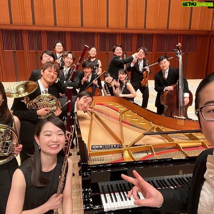 Kyohei Sorita - 15.3K Likes - I turned 28 today! (1st Sep.)
Thanks for all your many kind messages!
It was a very fulfilling and great year.
I hope the next year will be even more ….😏
P.S.
Also I enjoy living and studying in Vienna 🇦🇹
Kyohei Sorita
ーーーーーーーーーーーーーーーー
沢山の温かいメッセージをありがとうございました!
皆様の支えもあり、27歳はとても充実して最高の年となりました。
28歳も素敵な一年になるといいなぁ…
反田恭平
#birthday #pianist
#PSG #GambaOsaka
#Neymar #Messi #football
#kyoheisorita #反田恭平