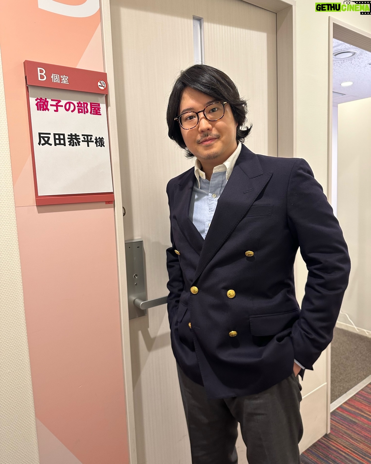 Kyohei Sorita - 10K Likes - 📺 明日放送予定の #徹子の部屋 に出演致します。
3度目の出演となりますが、相変わらず緊張してしまいました🫠
午後1時から、#テレビ朝日 にてご覧下さい!
〜☆テレビ朝日開局65周年記念〜
反田恭平(ピアノ)×A・オッテンザマー(指揮)
バーゼル室内管弦楽団
6/28(金)19:00 新潟:りゅーとぴあ 新潟市民芸術文化会館
6/30(日)15:00 静岡:富士ロゼシアター
7/01(月)19:00 東京:サントリーホール
7/02(火)19:00 東京:東京オペラシティ コンサートホール
7/03(水)19:00 大阪:フェスティバルホール
7/04(木)19:00 広島:上野学園ホール
衣装協力
@poloralphlauren
#PoloRalphLauren