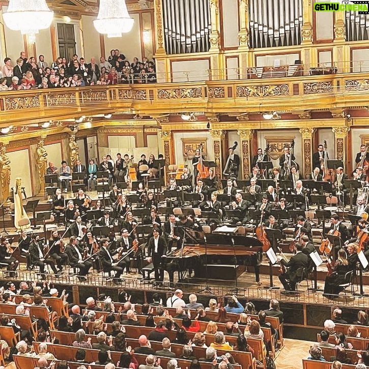 Kyohei Sorita - 9.6K Likes - Musikverein is a one and only hall for me.
It was a memorable time. I was happy to come back once again. Thank you 😌
By the way, It was very emotional to be able to go from home to the hall. Not from the hotel !! I mean…moved here in Vienna from Poland))
Rachmaninoff: Piano Concerto No.3 op.30
11-14.03/2023
#tonkünstlerorchester
#musikverein #rachmaninoff
#yutakasado #kyoheisorita
#life #pianist