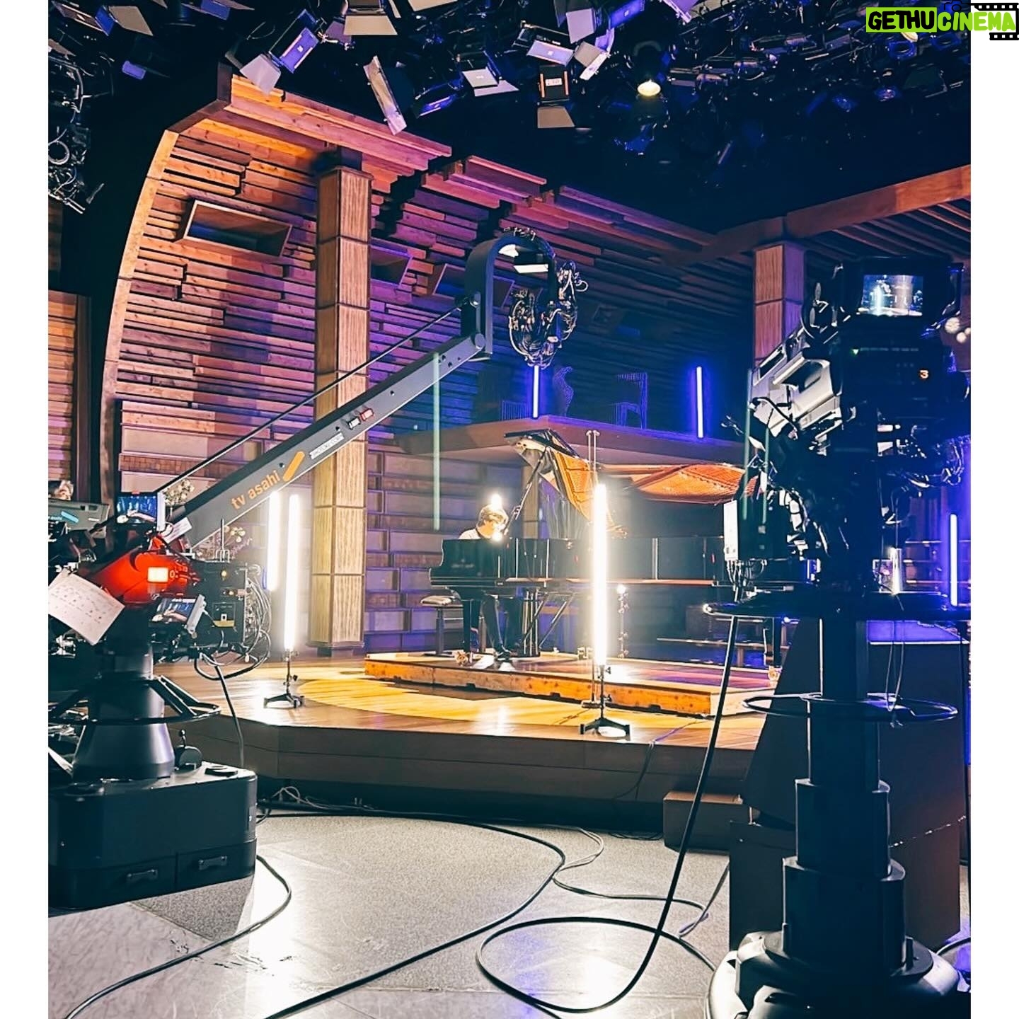 Kyohei Sorita - 7.5K Likes - 『報道ステーション』を御覧になられた皆様、ありがとうございました。沢山の反響を頂けて嬉しいです。
さてさて、つい先日一般発売開始となりました「Kammerorchester Basel × Andreas Ottensamer Japan Tour 2024」
実は本公演、弊社音楽事務所で初の海外オケの招聘と企画制作に取り組んでおります。
オーケストラもマエストロも、そして僕もスタッフも皆んな、会場に来てくださる皆さんとお会い出来る事を心から楽しみにしているので、是非聴きに来てください。お待ちしてます🌱
kyoheisorita.com/basel/#
@andyottensamer
#kammerorchesterbasel
@tv_asahi_pr
@tv_asahi_news
👔 @brunellocucinelli_brand