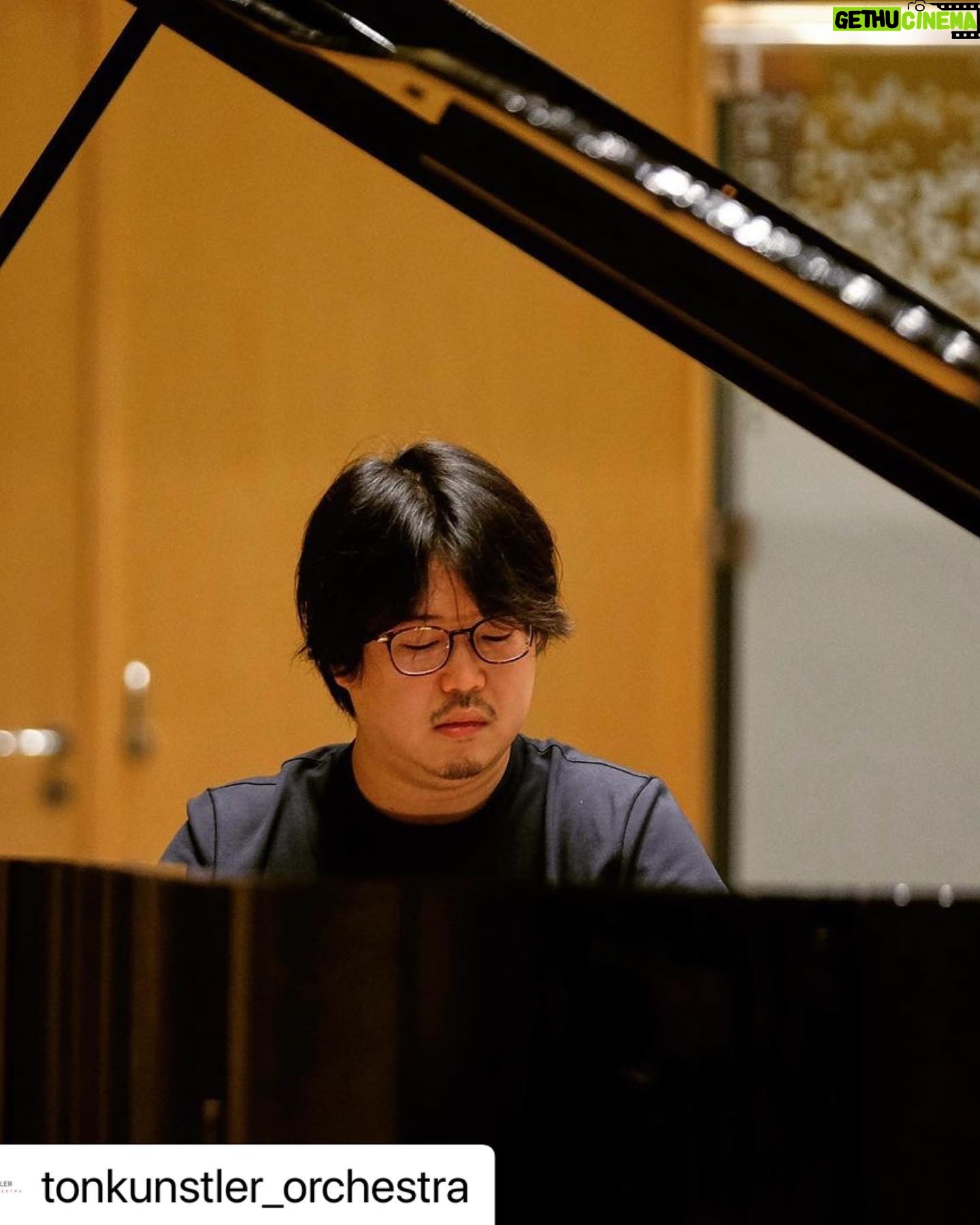 Kyohei Sorita - 11.9K Likes - I'm back :))
And I am very honored to perform here again !! #Musikverein
Rachmaninoff / Piano Concerto No.3 Op.30
With @tonkunstler_orchestra and Mo. @yutakasado_official
• SA | 11 MÄR 23 | 18.30 Uhr | Grafenegg
• SO | 12 MÄR 23 | 15.30 Uhr | Musikverein Wien
• MO | 13 MÄR 23 | 19.30 Uhr | Festspielhaus St. Pölten
• DI | 14 MÄR 23 | 19.30 Uhr | Musikverein Wien