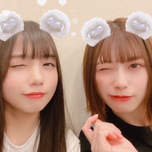 Kyoko Saito Instagram - .
2020.3.27 blog～
本日はデビュー1周年です👏
おめでとう🍜🍓
. 
#日向坂46 #けやき坂46 #齊藤京子#加藤史帆#佐々木美玲#佐々木久美#高本彩花#東村芽依#潮紗理菜#井口眞緒#柿崎芽実#高瀬愛奈#影山優佳#渡邉美穂#小坂菜緒#松田好花#富田鈴花#河田陽菜#濱岸ひより#金村美玖#丹生明里#宮田愛萌#上村ひなの
 #きょんこ#ラーメン大好き齊藤京子です #ひなあい  #デビュー1周年