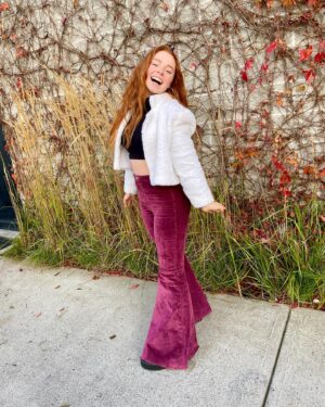 Kyra Leroux Instagram - Kyra: “Shak make me fake laugh” 
Shak: “Ok why can’t you play hide n seek with a Pokémon
Kyra: “...”
Shak: “Cause they Pik at chu”
Kyra: *laughs for real