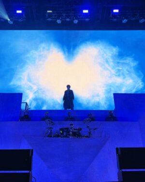 Labrinth Instagram - @portolafestival thank you for enjoying my dreams with me… I hope it inspires yours, love 🤍🖤🩵