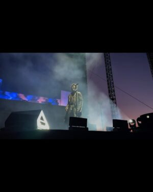 Labrinth Instagram - @portolafestival thank you for enjoying my dreams with me… I hope it inspires yours, love 🤍🖤🩵