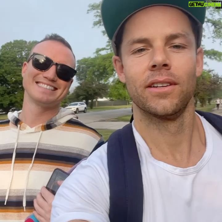 Lachlan Buchanan - 3 Likes - Some bits of a Chicago Summer so far…☀️😎🥳
#Chicago #Summer #Escape #Mates #FunInTheSun