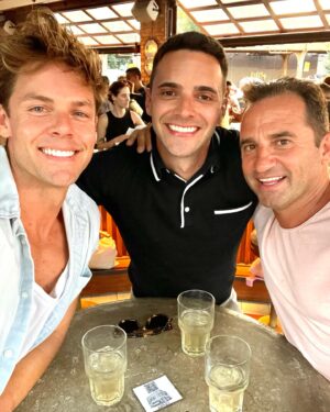 Lachlan Buchanan Instagram - Summery funnery ☀️😍

Have to admit, I’m a bit excited for #Autumn this year 🍁 

#summer #chicago #losangeles #mates #goodtimes #2023 #thelittlethings